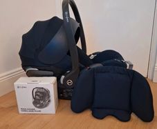 Cybex cloud Z2 i-Size Car Seat + Newborn Inlay