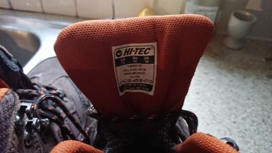 HI-TEC hiking boots 10