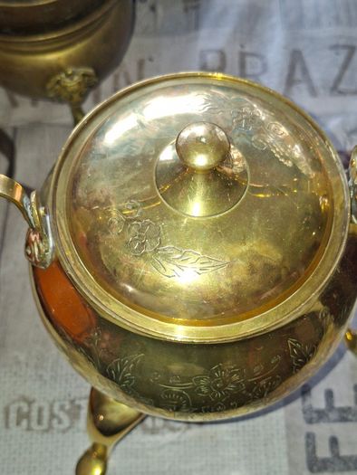 Vintage Etched Brass Tea Kettle with Footed Trivet Stand Postage Available or Collection,