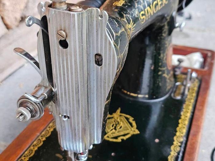 Singer sewing machine