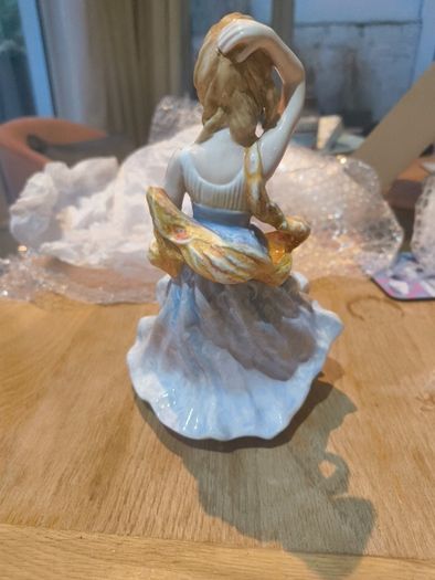 Antique figurine Sheridan lady