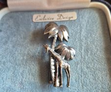 Vintage Brooch