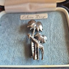 Vintage Brooch
