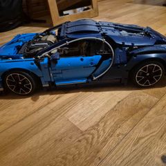 Lego Technic Bugatti Chiron 42083