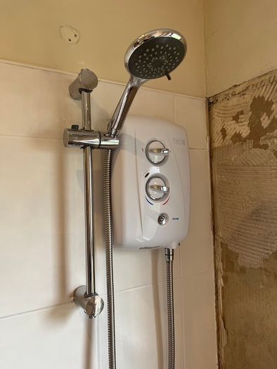 Triton T80 Easi-Fit + 8.5kW Electric Shower