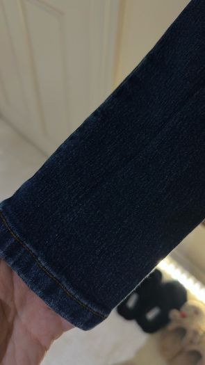 Lefties Classic Dark Blue Skinny Jeans - Size XS