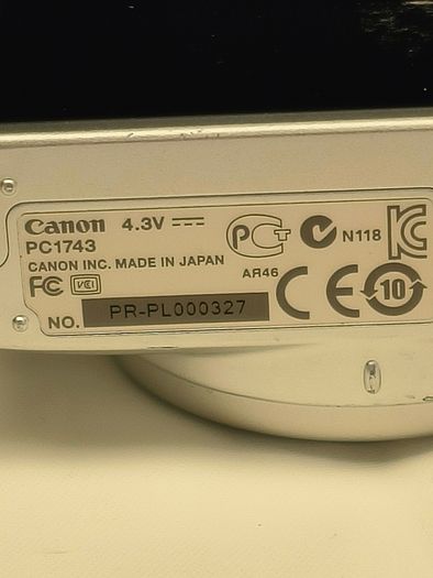 Canon PowerShot SX240 HS Digital Camera 12.1MP 20x Optical Zoom,  Silver