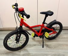 B TWIN Racing 900 16inch Kids Bike Excellent Condition