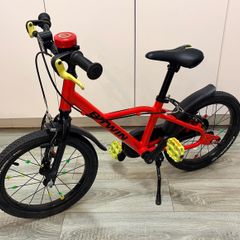 B TWIN Racing 900 16inch Kids Bike Excellent Condition