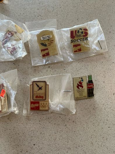 Coca Cola Pins x 32