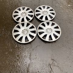 Renault Trafic Genuine 16" Hubcaps