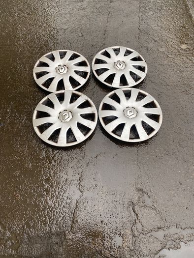 Renault Trafic Genuine 16" Hubcaps