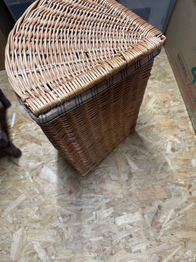 laundry basket