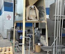 Wakely 360 Roller Mill plus 10kg tip scale weigher