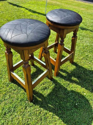 Pair of Immaculate Commercial-Grade Beechwood Bar Stools