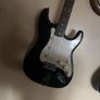 eleca strat Image 2