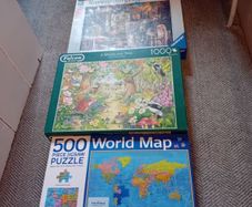 4 x jigsaw set