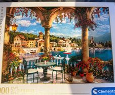 1000 piece jigsaw