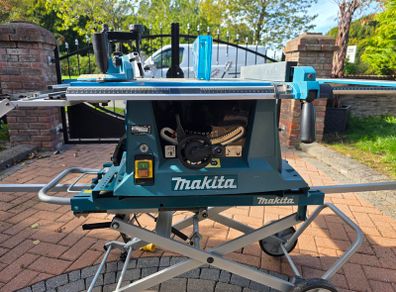 Makita Table Saw and Stand