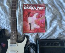 Boston Electeic guitar set