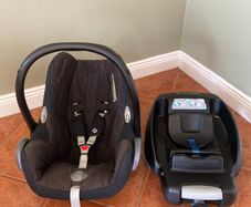 Maxi Cosi Infant Car Seat & Isofix
