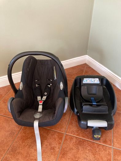 Maxi Cosi Infant Car Seat & Isofix