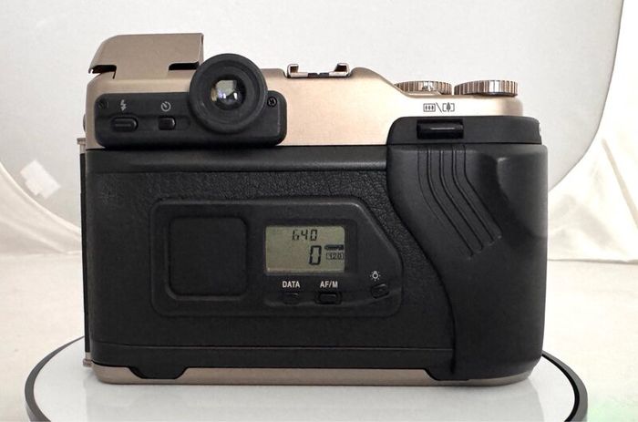 Fujifilm GA645Zi Professional Medium Format Camera