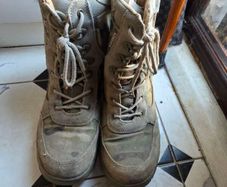 Airsoft boots size 10
