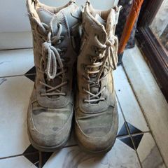 Airsoft boots size 10