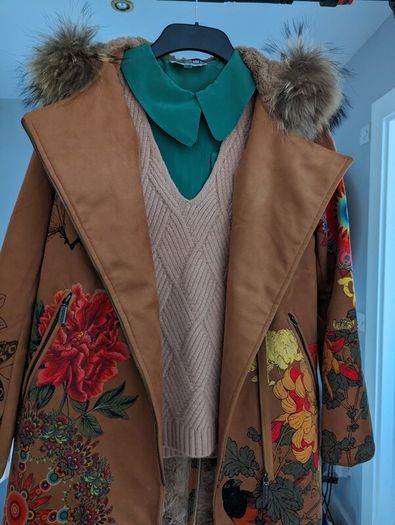 Gorgeous woman jacket by 100 idees