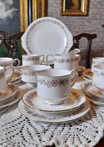 Paragon "Belinda" tea set