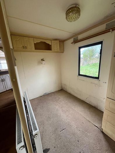 Mobile home free to take away