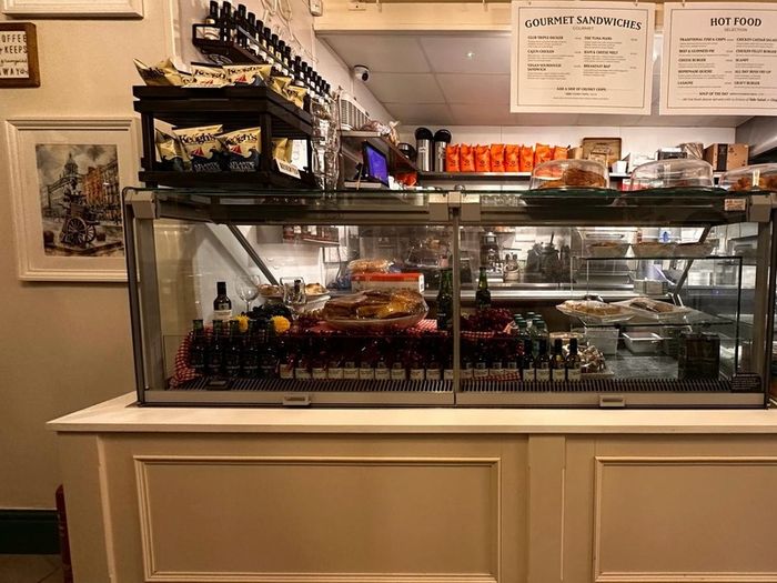 Deli serve over