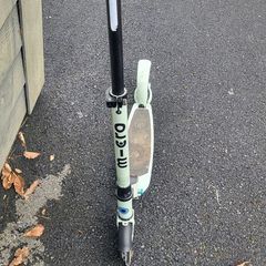 Micro scooter mid size lightly used