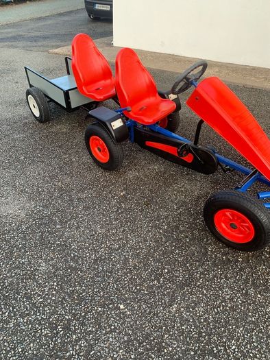 Berg go kart and trailer