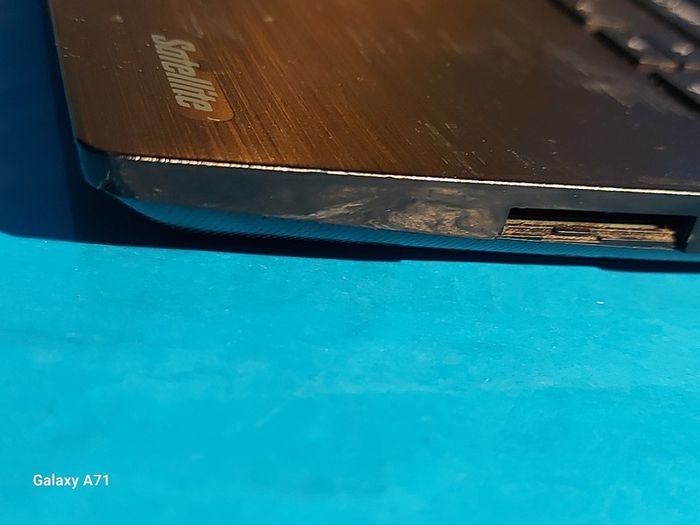 Toshiba Satellite C40-c-10Q, Intel Celeron CPU N3050, 1.6GHz, 2GB Ram, 32GB HDD, Windows 10, Microsoft Edge, Chrome and VLC