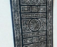 Beautiful woven Oriental silk rug