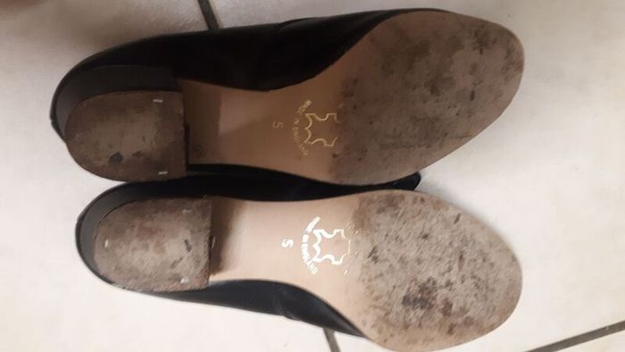 dance shoes
