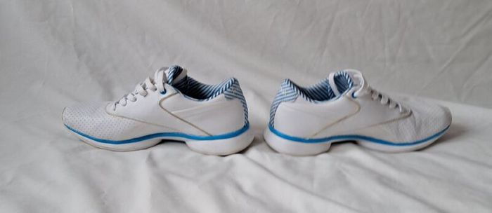 reebok easytone size 4 eu 37 white leather In excellent condition