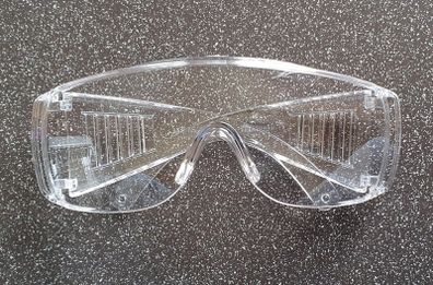 New - A Pair of Goggles - Read Carefully - E