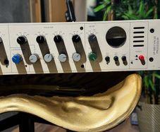 TLA 5051 Valve Preamp