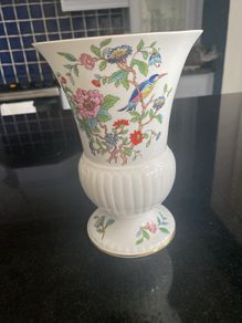 Aynsley large cottage garden vase wi