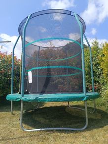 8 ft trampoline