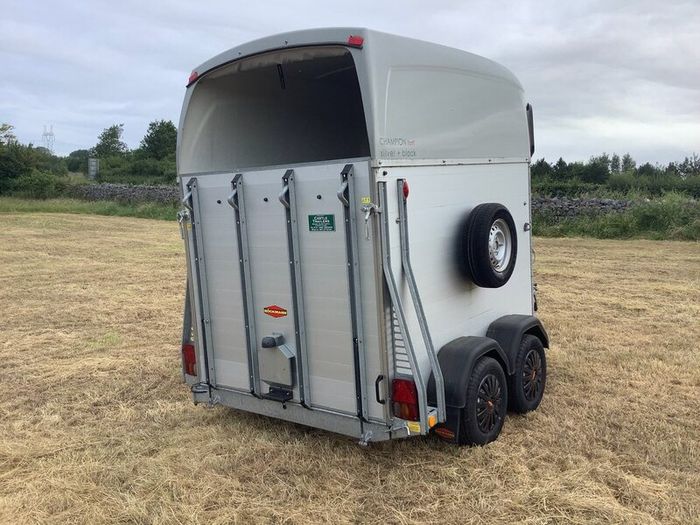 Bockmann champion esprit horse box