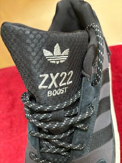 Brand New Adidas ZX22 Boost Trainers Size 10 1/2