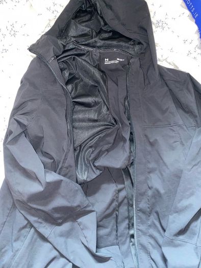 Under armour golf rain jacket size medium brand new with tag