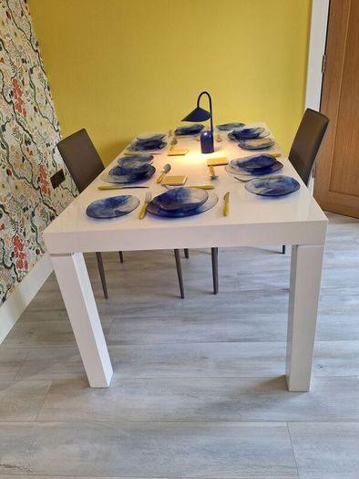 Dining Table 6 Persons