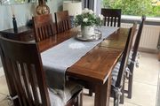 Kitchen table &amp; 6 chairs