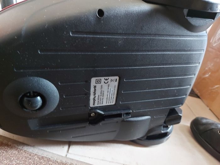 Morphy Richards Vacuum Cleaner, Model 980564, Red, in excellent condition and great suction