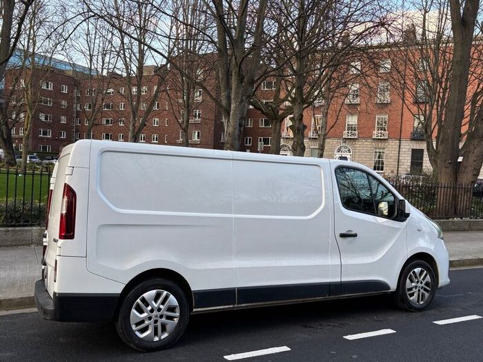 Renault Trafic 2020 LWB Automatic